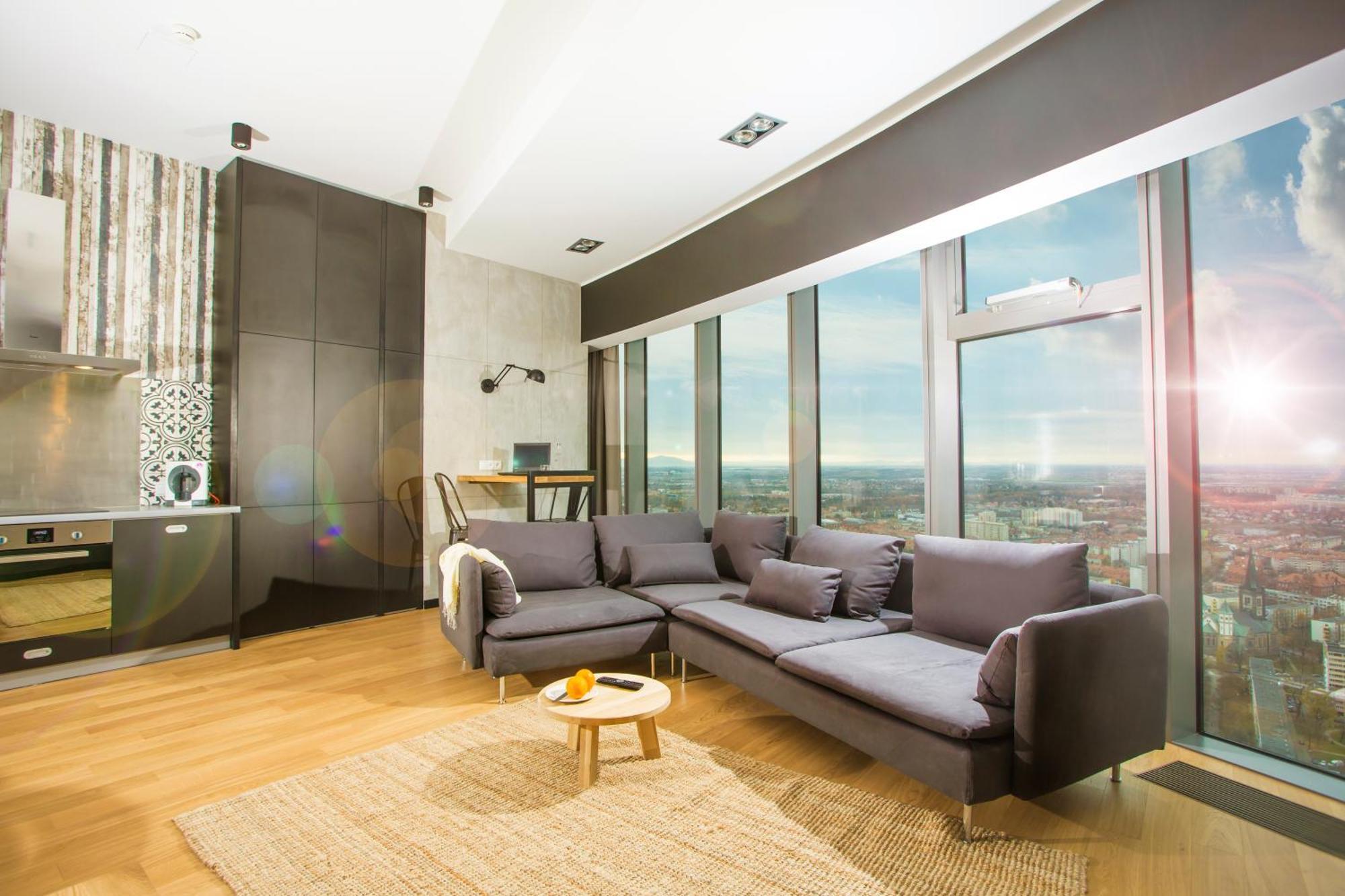Apartamenty Sky Tower Breslavia Exterior foto